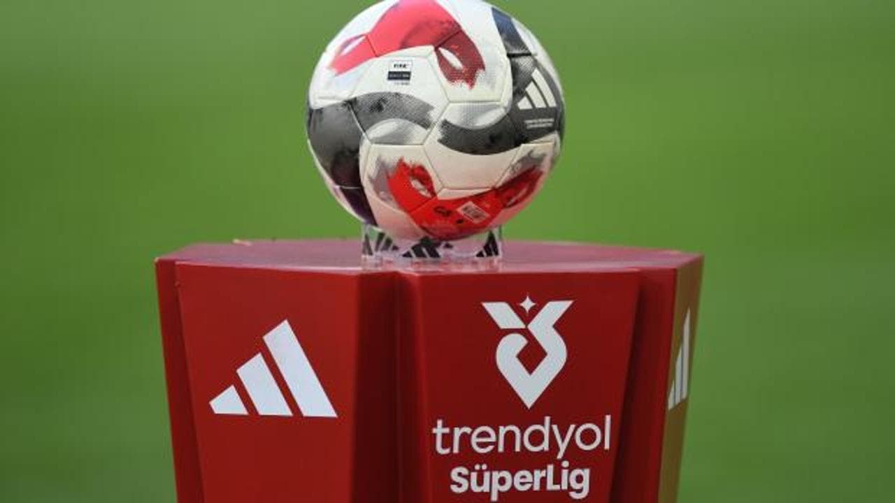 Süper Lig Tarihinde Zirveyi Gören Yıldızlar: 150 Milyon Euro'luk Dev Transferler