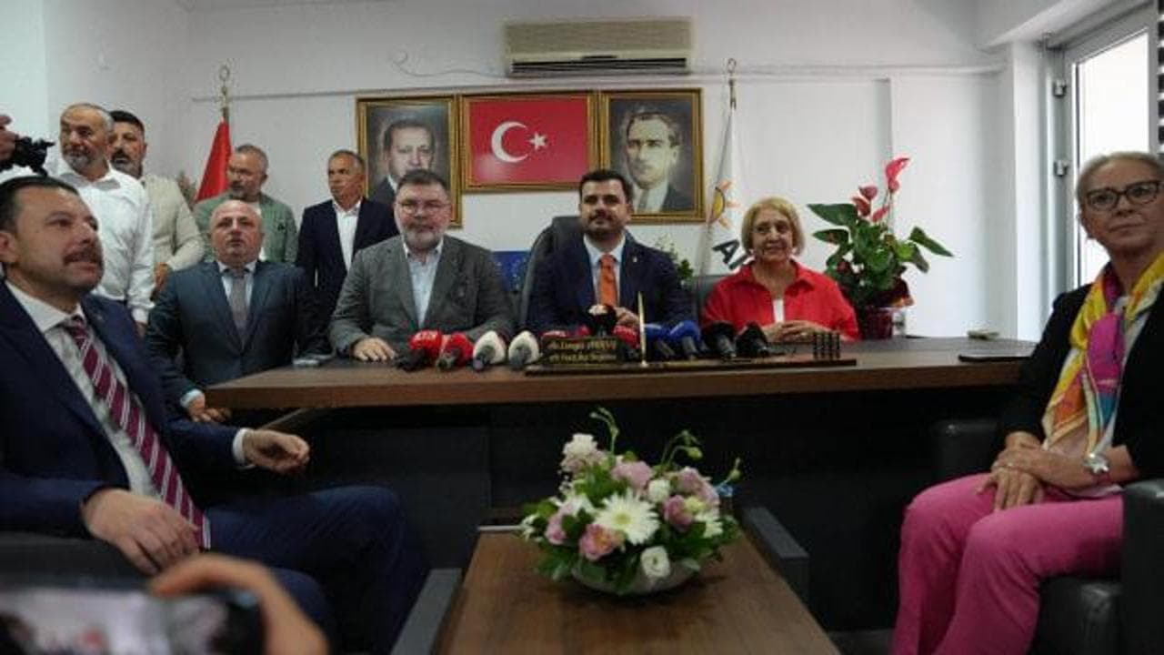 AK Partili İnan'dan CHP'ye Menderes çıkışı: "Özür borcunuz var"