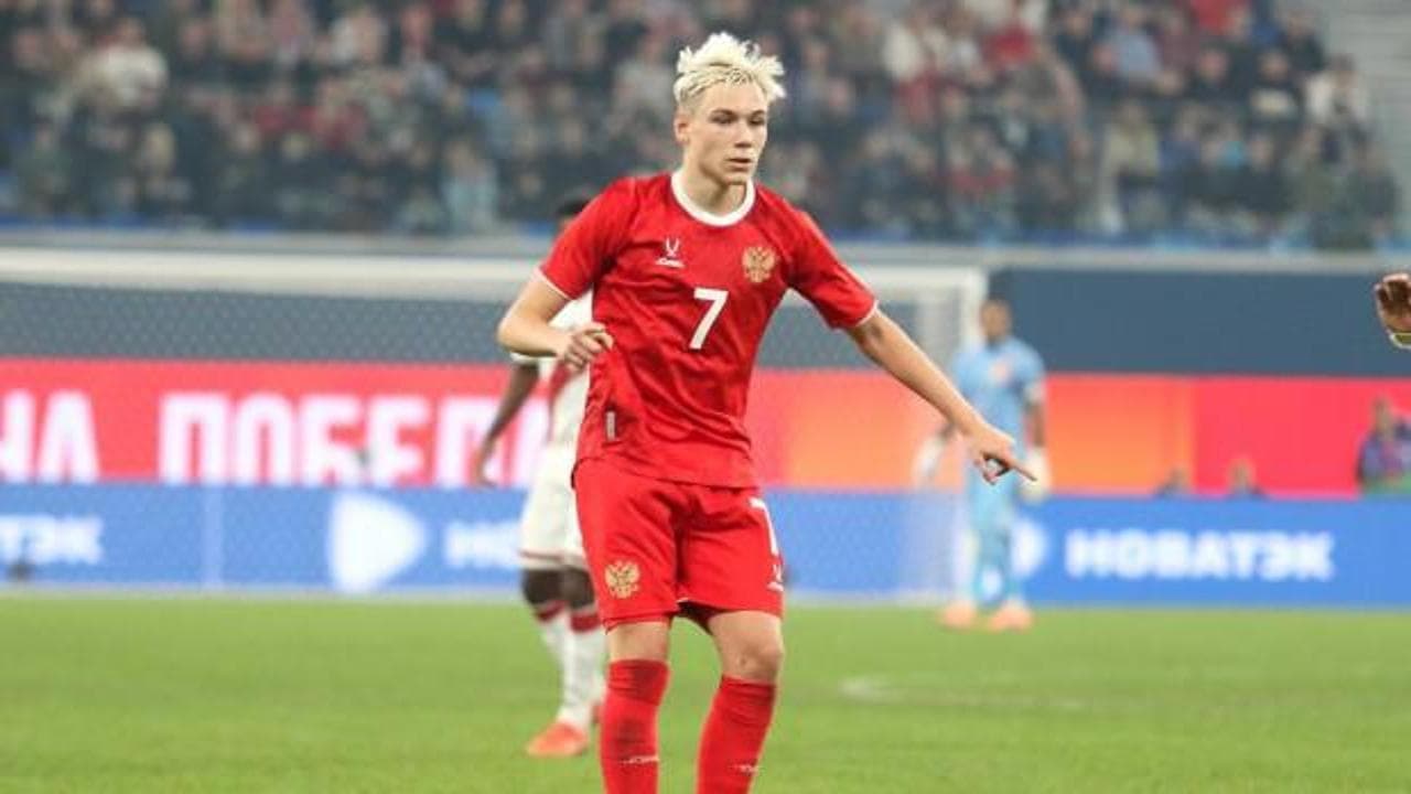 Son dakika... Galatasaray, Aleksey Batrakov'u duyurdu!