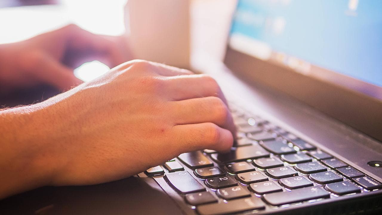 Türkiye'nin dijital dönüşümünde yeni rekor: İnternet kullanımı yüzde 92,3'e yükseldi