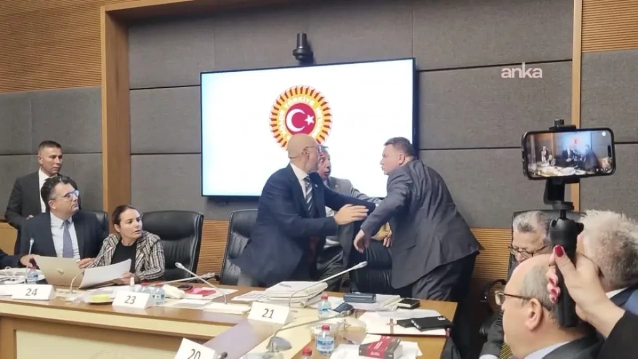 TBMM Genel Kurulu'nda Gerginlik: MHP ve İYİ Parti Vekilleri Arasında Tartışma Çıktı