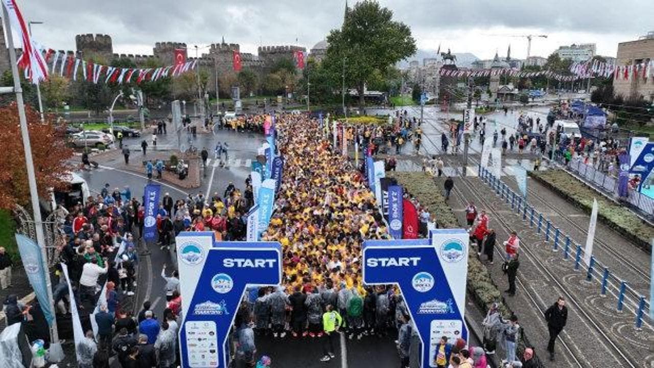 Kayseri Yarı Maratonu'nda Halk Koşusu kayıtları başladı: 6. kez start verilecek