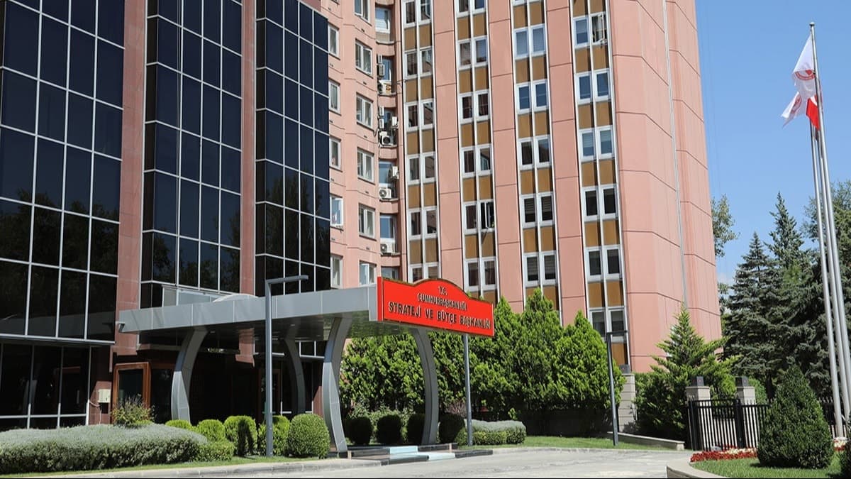 Kamu personelinin yurt dışı gezileri tartışma yarattı: Lüks harcamalar eleştiri konusu oldu