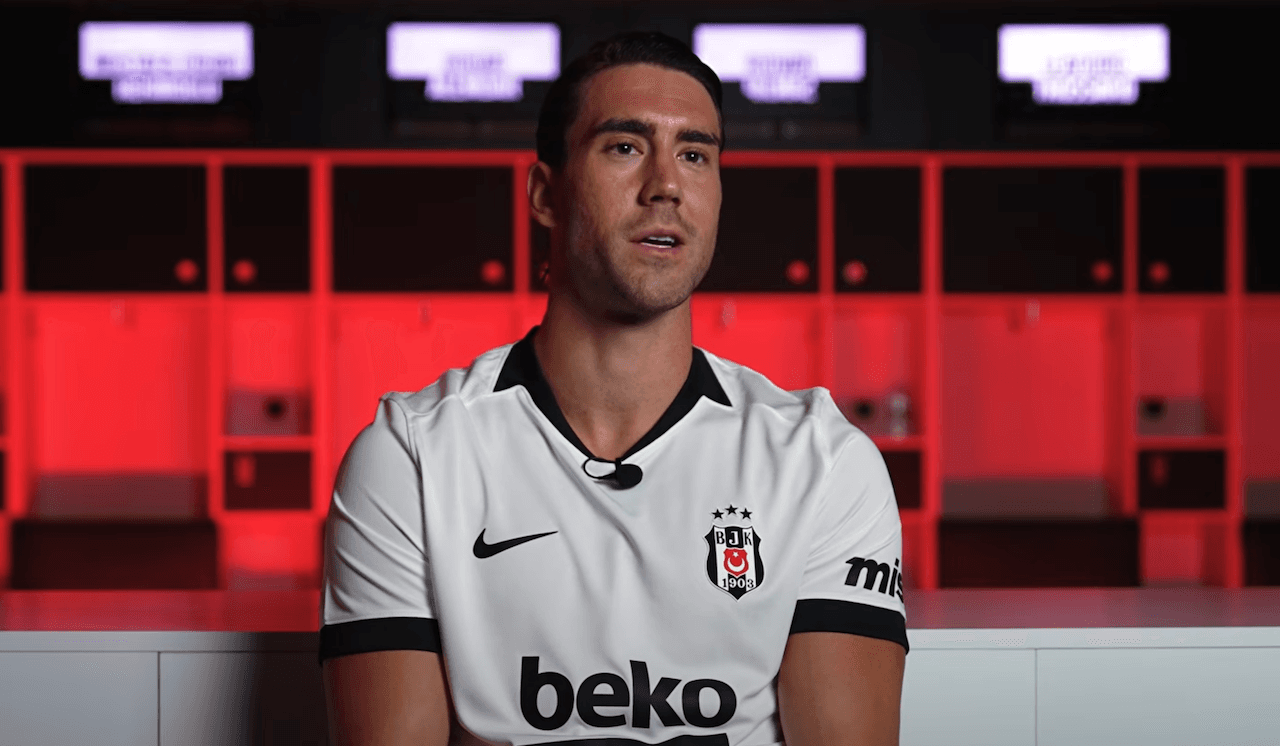 Vlahovic'ten şampiyonluk mesajı: 'Hedefimiz zirve'