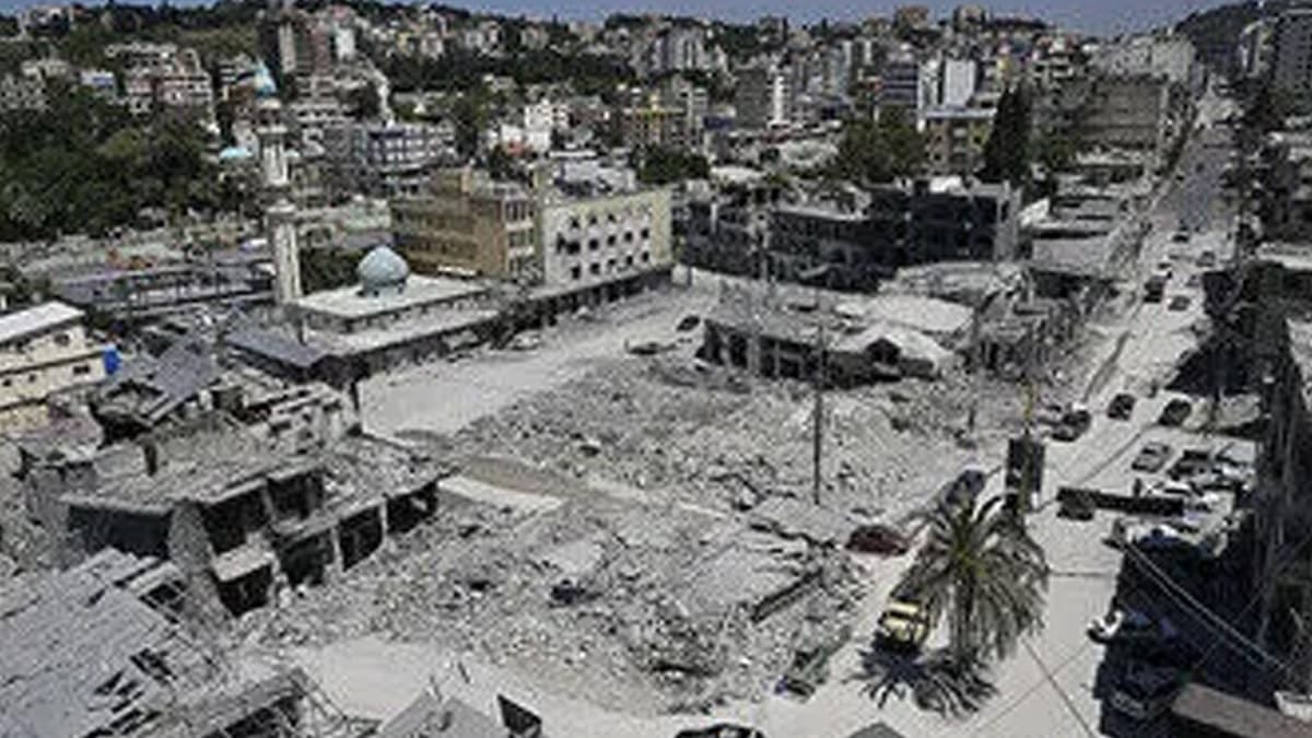 İsrail, Lübnan'ın güneyinde sivilleri hedef aldığını kabul etti