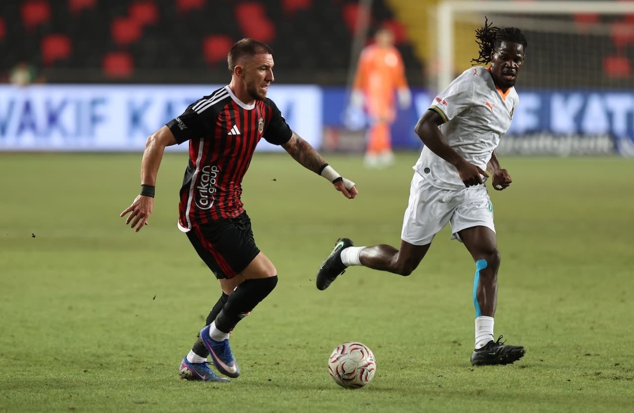 Gaziantep FK ile Alanyaspor sahadan golsüz ayrıldı