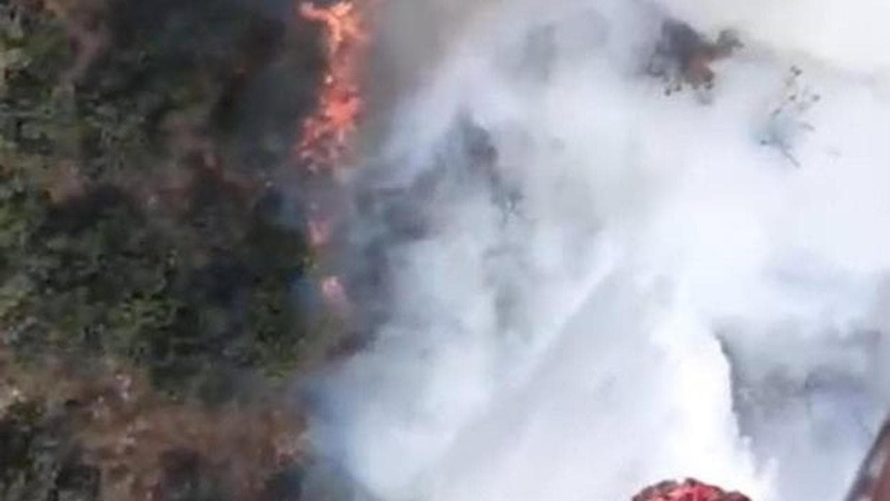 Balıkesir'de seyir halindeki kamyon alev aldı: Yangın ormana sıçradı